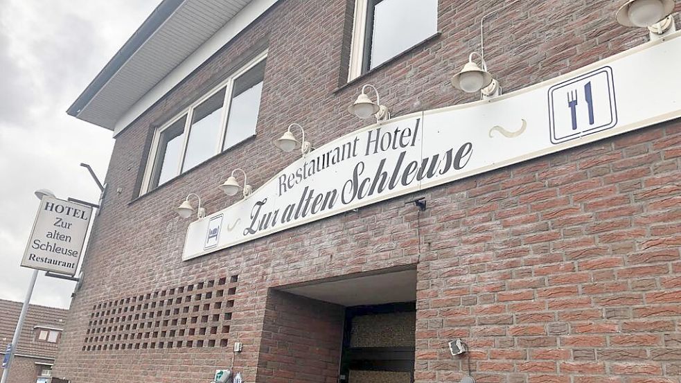Im Obergeschoss des früheren Hotel-Restaurants „Zur alten Schleuse“ wurden jetzt die ersten Flüchtlinge untergebracht. Foto: Henrik Zein