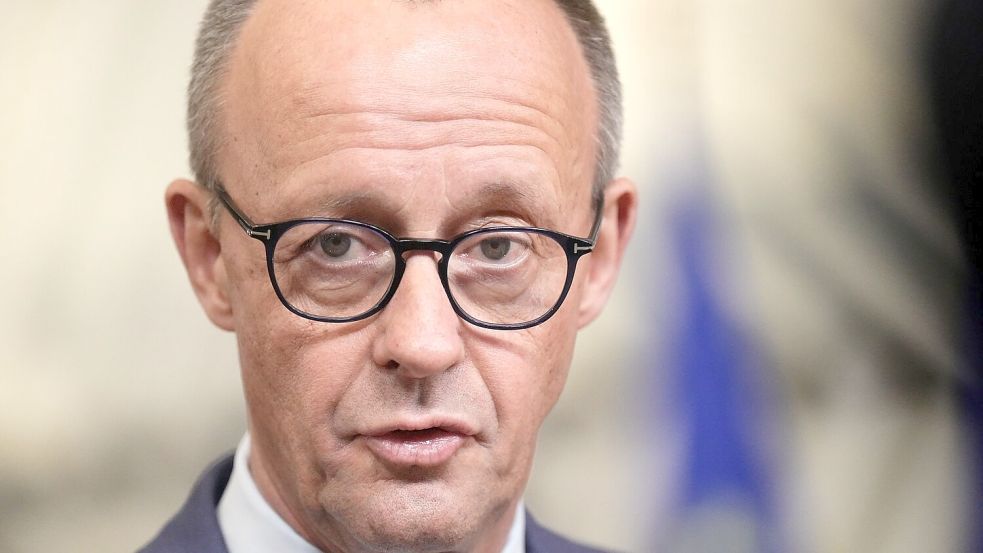 Bundeskanzler Merz: Europa muss seine Verteidigungsfähigkeit und wirtschaftliche Wettbewerbsfähigkeit stärken. Foto: Michael Kappeler/dpa