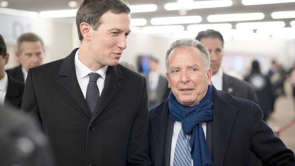 Jared Kushner und Steve Witkoff sind Trumps Chefunterhändler für alle Krisen. (Archivbild) Foto: Gian Ehrenzeller