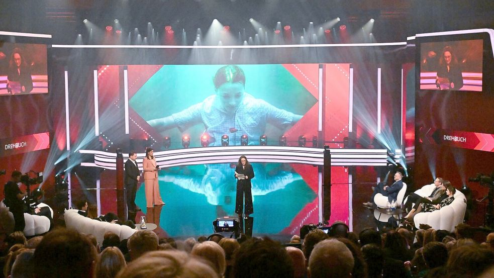 Yvonne Görlach gewinnt für „Karla“ den Drehbuchpreis Foto: Felix Hörhager