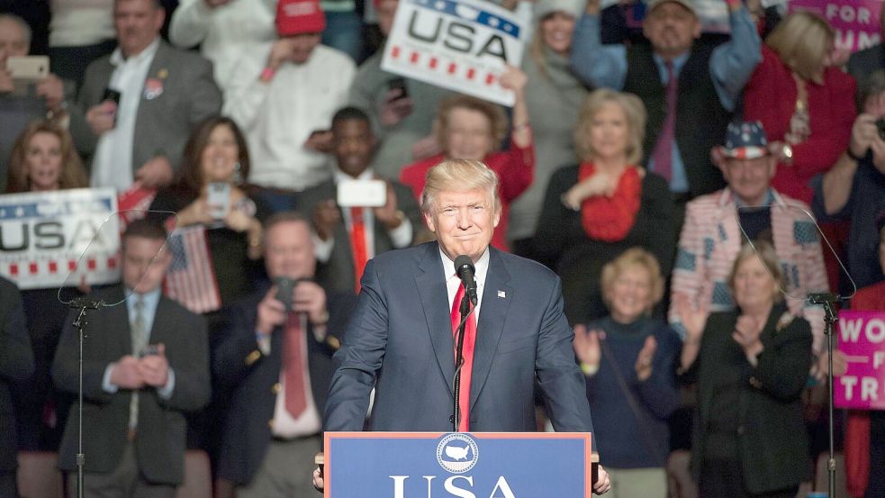 Donald Trump zog nach der Präsidentenwahl im Jahr 2016 erstmals in das Weiße Haus ein. (Archivbild) Foto: Tracie Van Auken