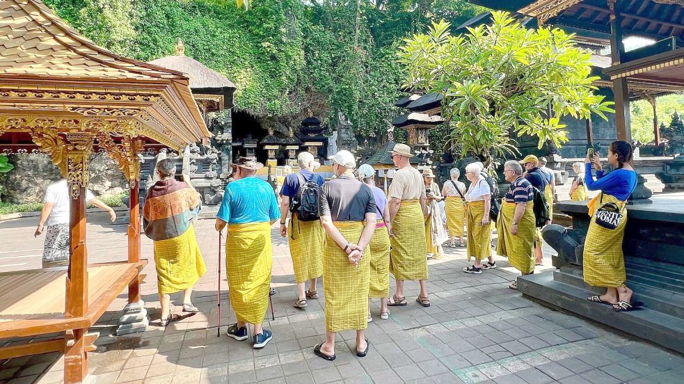 Die Provinzregierung wünscht sich mehr „Qualitätstouristen“, die Respekt für die Kultur und Traditionen Balis zeigen. ((Archivbild) Foto: Carola Frentzen