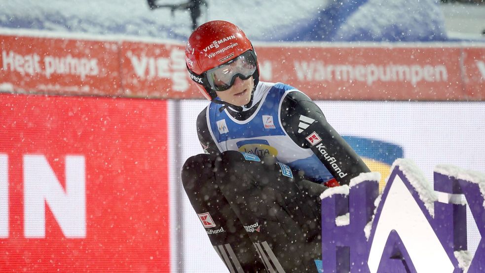 Karl Geiger schaffte es mit dem Team nicht auf das Podest. Foto: Karl-Josef Hildenbrand