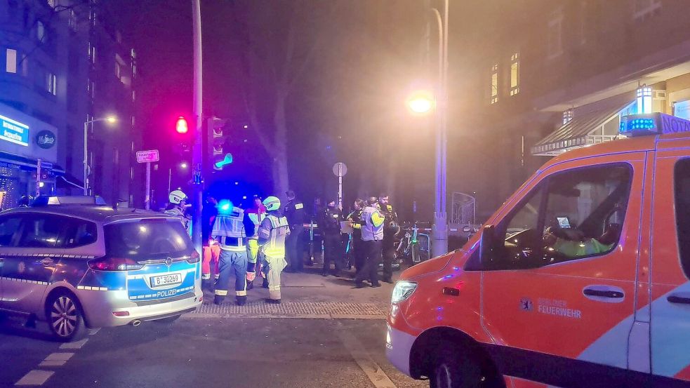 In einer Wohnung in der Wichmannstraße sind am Sonntagabend mehrere Menschen durch Schüsse verletzt worden. Foto: Sophia Weimer/dpa