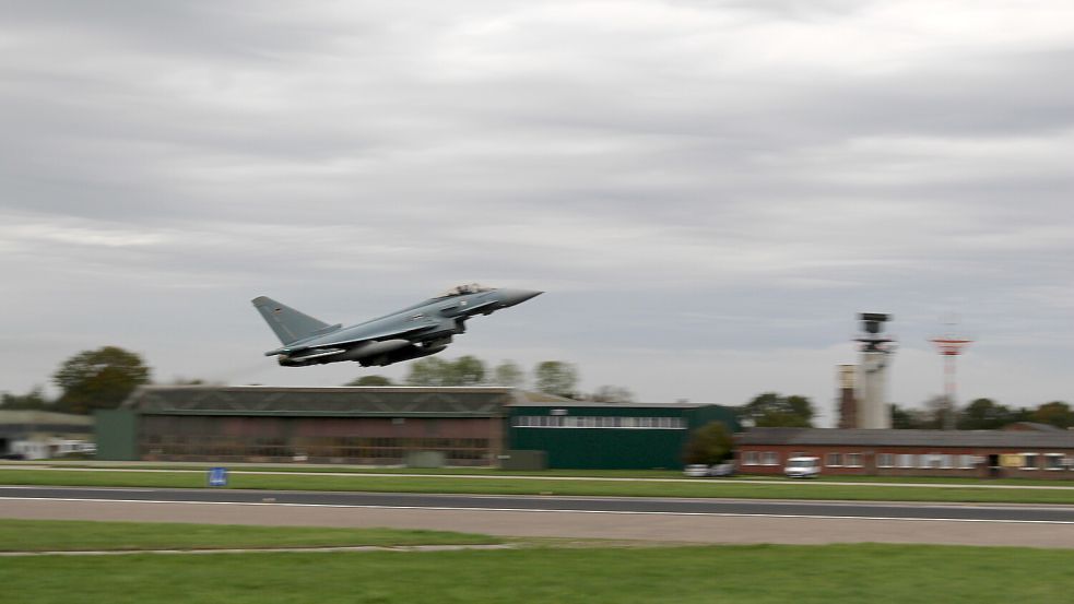 Ein startender Eurofighter in Wittmund. Foto: Imke Oltmanns/Archiv