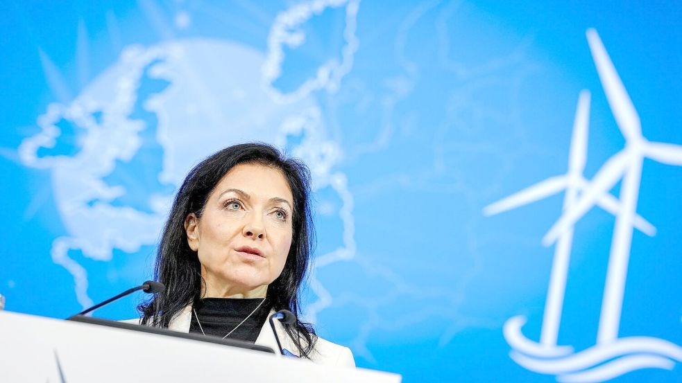 Bundeswirtschaftsministerin Reiche sieht die Notwendigkeit für mehr Vollzeitjobs. Foto: Kay Nietfeld/dpa