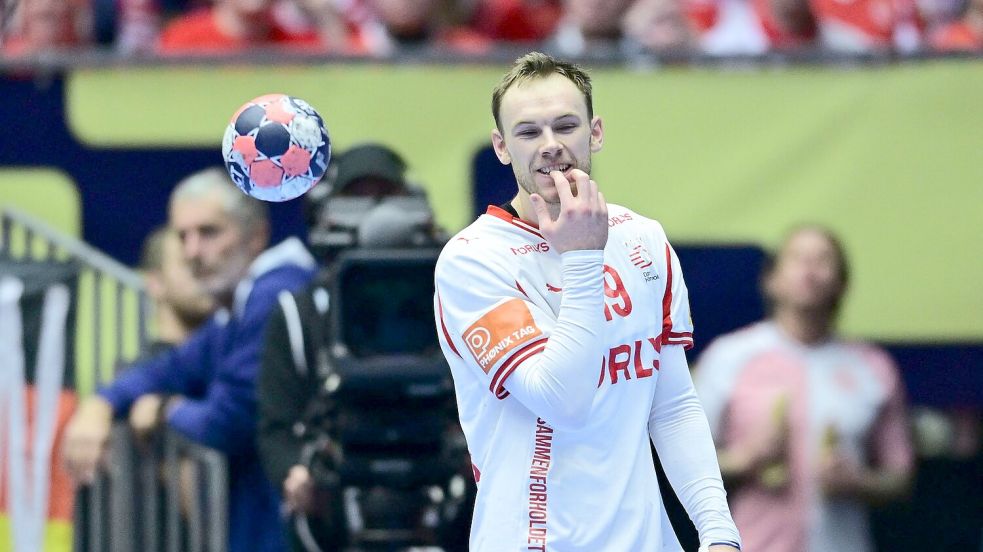 Deutschland kann Dänemarks Welthandballer Mathias Gidsel nur selten stoppen. Foto: Sina Schuldt