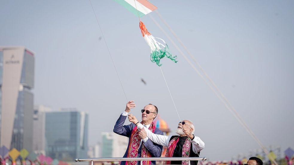 Bundeskanzler Friedrich Merz warb bei seinem jüngsten Indien-Besuch für einen schnellen Abschluss des Abkommens. (Archivbild) Foto: Kay Nietfeld/dpa