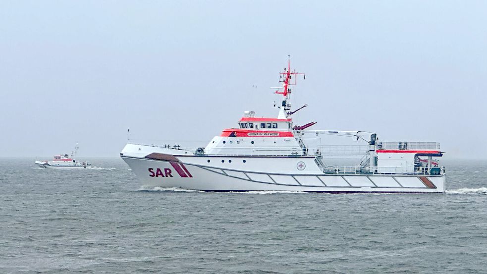 Mehrere Rettungseinheiten der Deutschen Gesellschaft zur Rettung Schiffbrüchiger (DGzRS) suchten am Sonntag einen vermissten Seemann in der Elbmündung. Am Nachmittag wurde die Suche eingestellt. Es gebe keine Hoffnung mehr, den 29 Jahre alten Seemann lebend zu finden, teilte die DGzRS mit. Foto: Die Seenotretter – DGzRS/dpa
