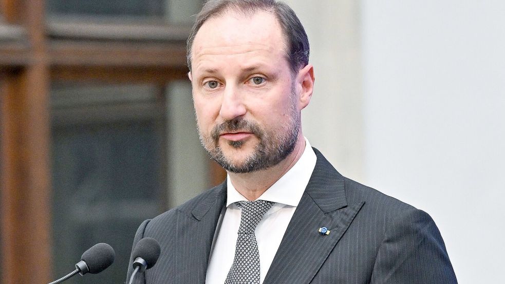 Kronprinz Haakon wird kommende Woche nicht beim Prozess gegen seinen Stiefsohn dabei sein. Foto: Radek Pietruszka
