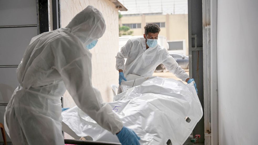 Aus Israel übermittelte Leichen von Palästinensern im Süden des Gazastreifens. (Archivbild) Foto: Abdel Kareem Hana/AP/dpa