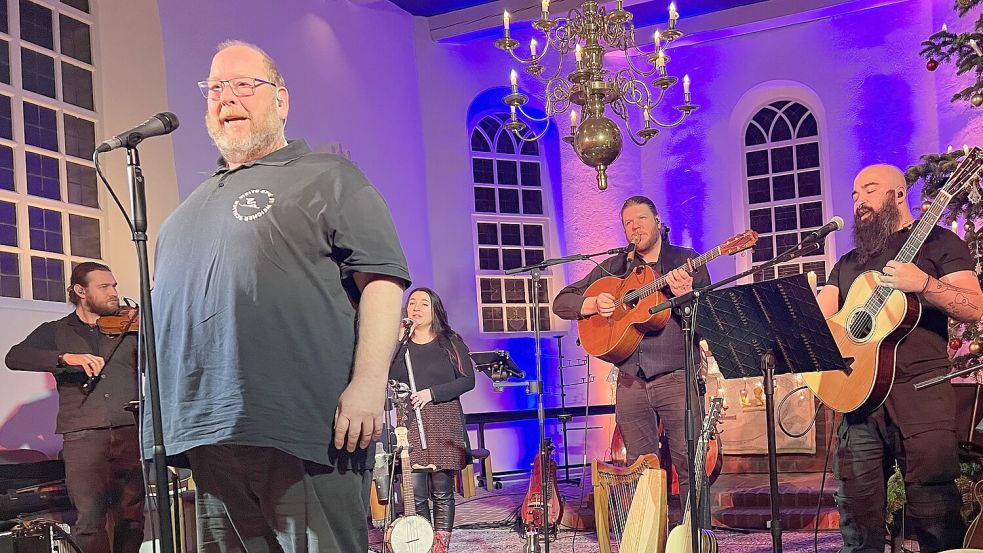 Im Januar 2025 fand die Veranstaltung „Musik in d‘ Lüchterkark“ in der Kirche in Pewsum statt. Foto: Privat