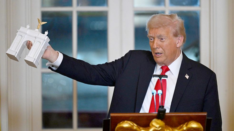 Trump will einen Riesen-Triumphbogen in Washington (Archivbild). Foto: John McDonnell/AP/dpa