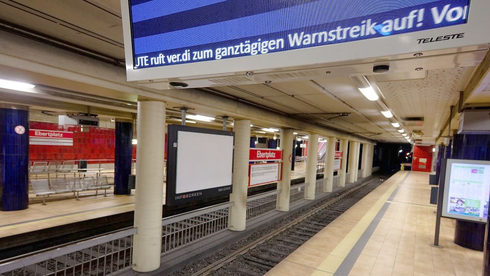 Für Millionen Arbeitnehmerinnen und Arbeitnehmer dürfte es stressig werden - sie müssen trotzdem pünktlich am Arbeitsplatz erscheinen. Foto: Henning Kaiser