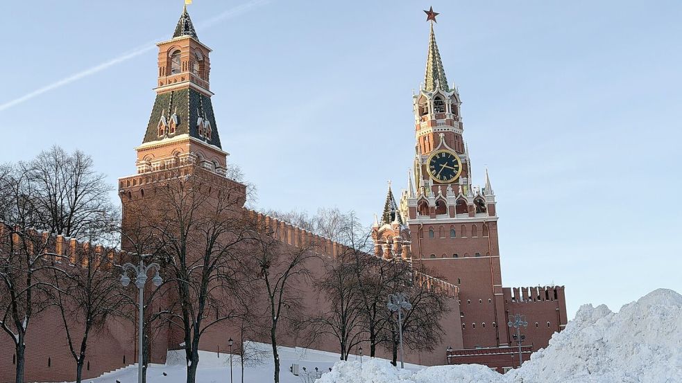 Der Kreml teilt mit, dass der Angriffsstopp auf ukrainische Energieanlagen nur bis Sonntag gegolten habe. (Archivbild) Foto: Ulf Mauder/dpa