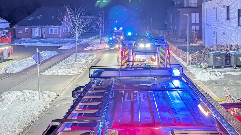 28 Einsatzkräfte waren mit vier Fahrzeugen im Einsatz. Foto: Bodo Wolters