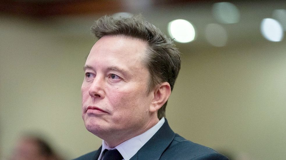 Musk soll Twitter-Aktionären gut 150 Millionen Dollar zu wenig bezahlt haben. (Archivbild) Foto: Allison Robbert/AFP Pool via AP/