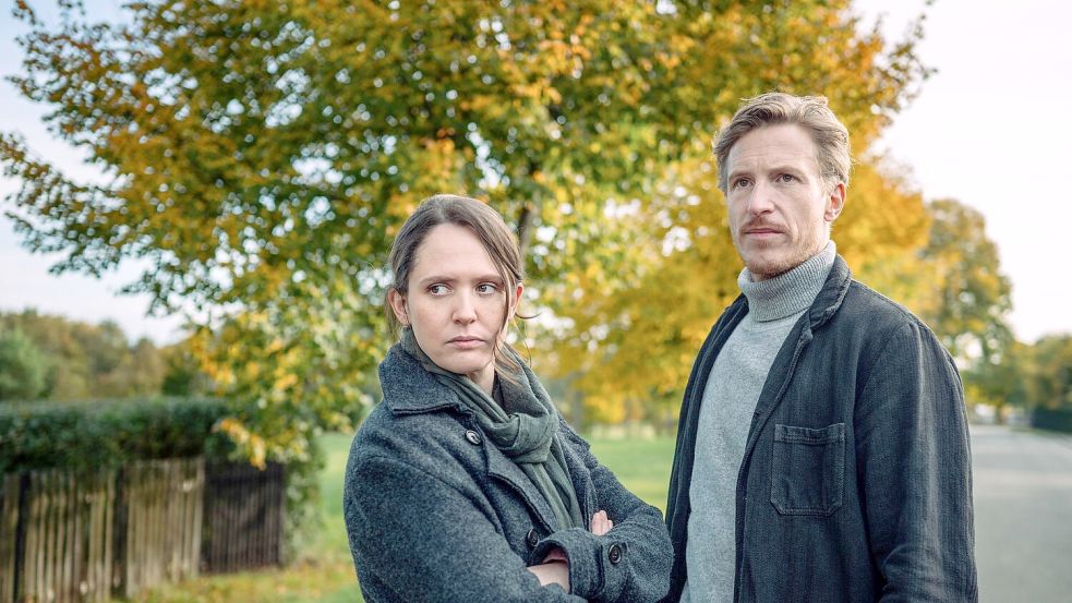 Murphy und Herbst scheinen Gefallen aneinander zu finden, doch beide bringen einiges an emotionalem Gepäck mit. Foto: Adrian Gross