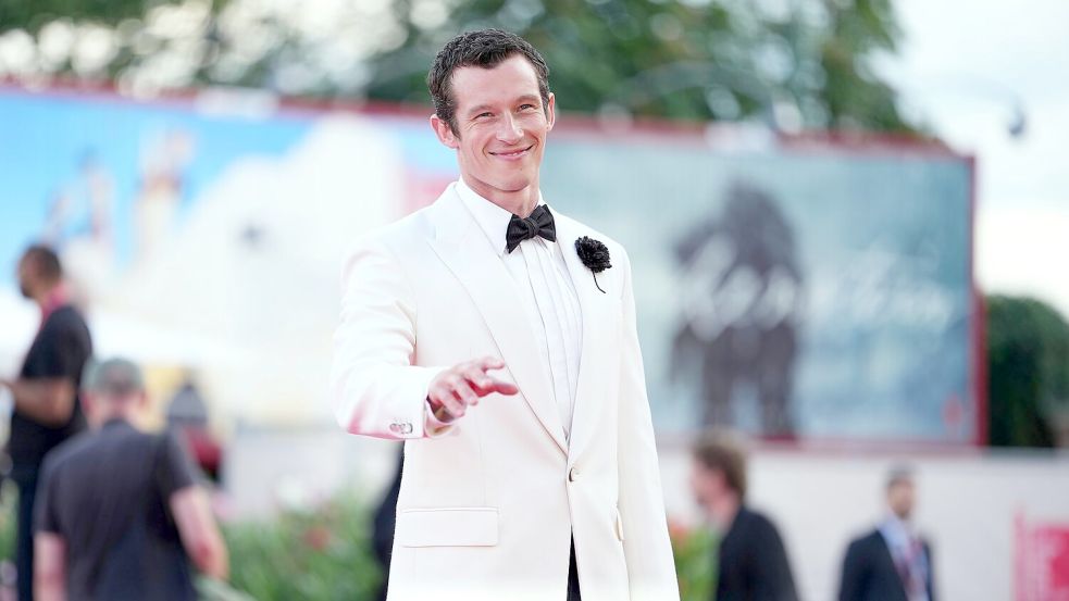 Er ist Medienberichten zufolge neben einer Reihe anderer Namen derzeit als möglicher „James Bond“-Kandidat im Gespräch: Schauspieler Callum Turner. (Archivbild) Foto: Scott A Garfitt/Invision/AP/dpa