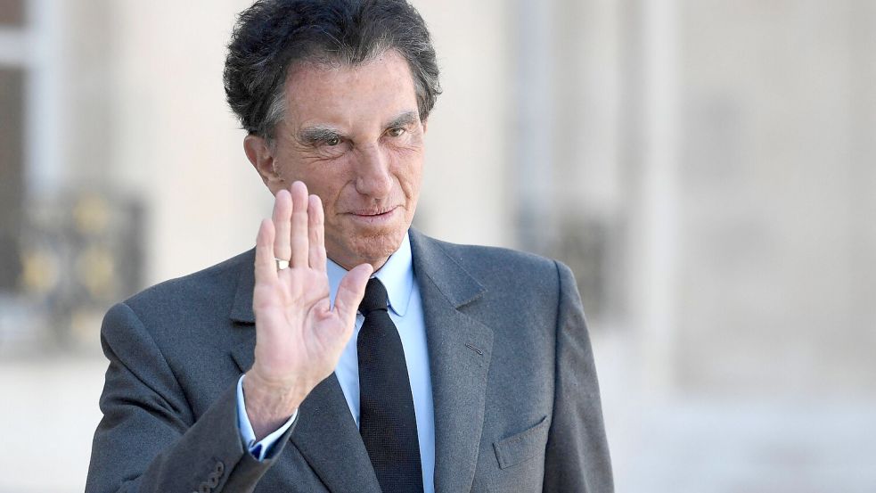 Der ehemalige französische Kulturminister Jack Lang tritt zurück als Leiter eines renommierten Kulturinstituts in Paris wegen seiner Kontakte zum US-Sexualstraftäter Jeffrey Epstein. Foto: AFP / Stephane de Sakutin