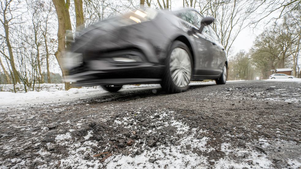 Warum gehen Straßen kaputt? Foto: Klaus Ortgies