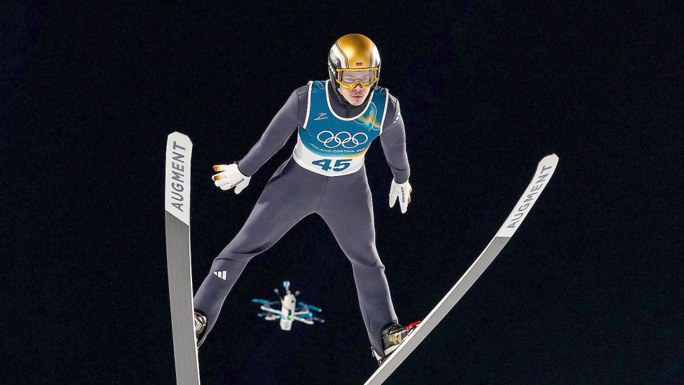 Philipp Raimund kommt mit der Olympia-Schanze bestens klar. Foto: Kirsty Wigglesworth/AP/dpa