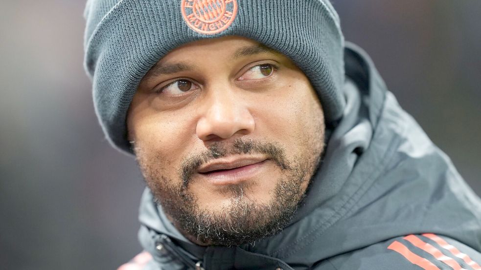 Bayern-Trainer Vincent Kompany freut sich auf das Pokalspiel. (Archivbild) Foto: Marcus Brandt