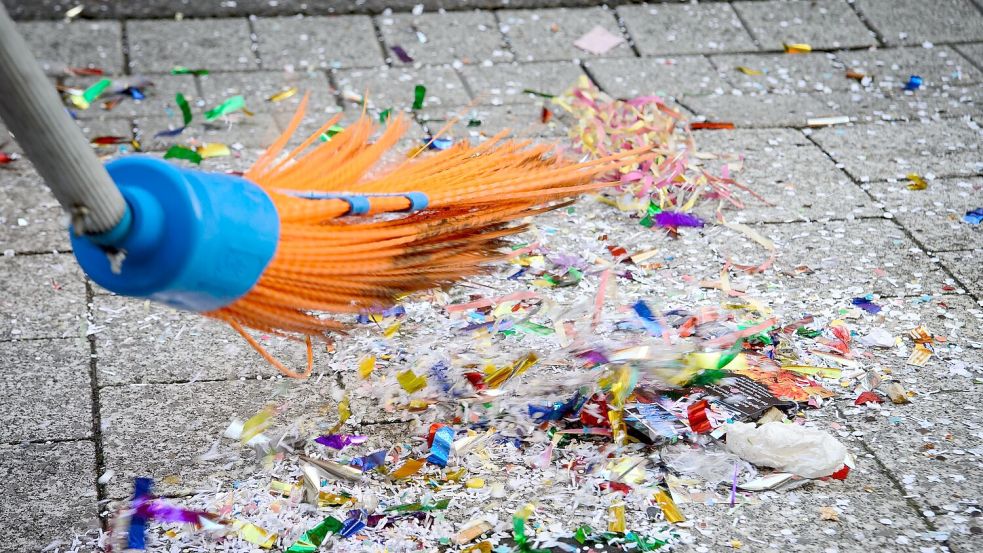 Ein Konfetti-Verbot sorgt für Diskussionen. (Symbolbild) Foto: Sina Schuldt/dpa