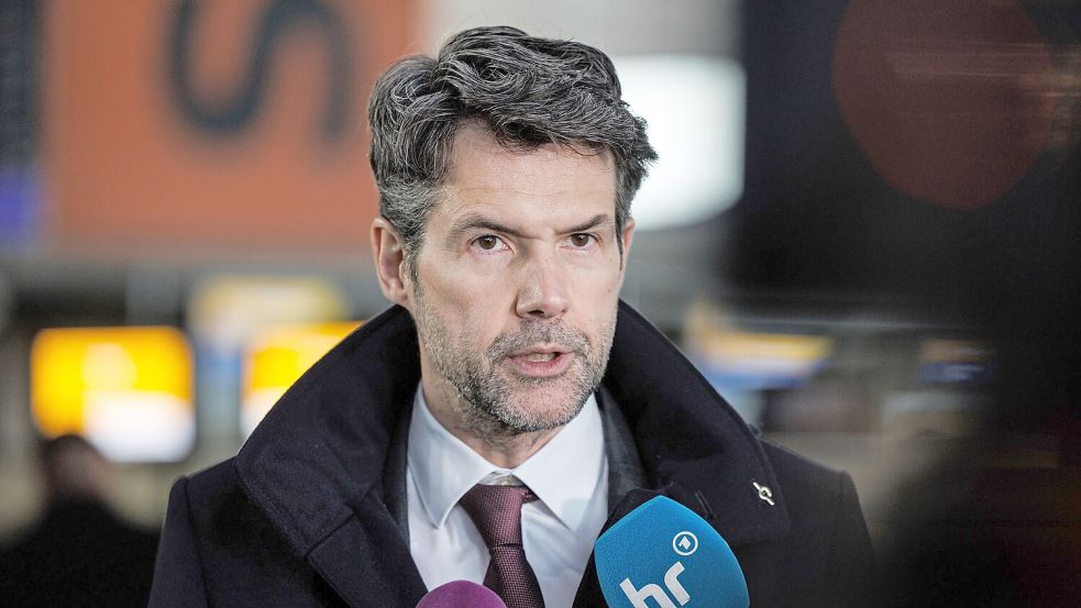 VC-Chef Pinheiro sieht den Pilotenstreik als gerechtfertigt an. Foto: Hannes P. Albert/dpa