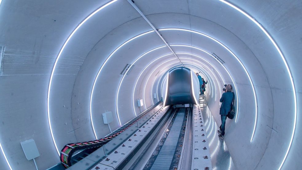 Experten der Boston Consulting Group sehen im Aufbau eines Hyperloop-Industriesystems ein Zukunftsfeld für die deutsche Wirtschaft. Foto: Peter Kneffel/dpa