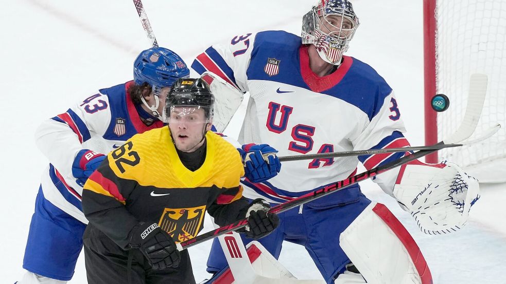 Gegen Weltmeister USA kassierte Deutschland eine abschließende Vorrunden-Niederlage Foto: Carolyn Kaster/AP/dpa