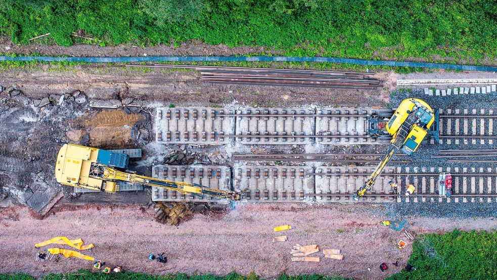 Seit Anfang August läuft die Sanierung der Strecke und war bisher auf einem guten Weg. (Archivbild) Foto: Jens Büttner