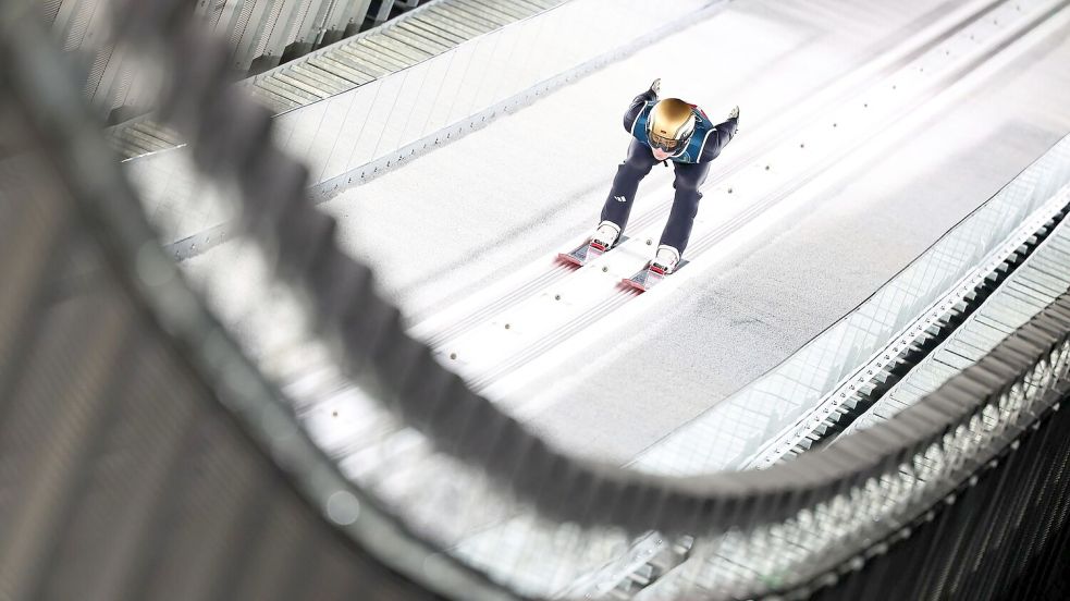 Andreas Wellinger verlässt Italien ohne Medaille. Foto: Daniel Karmann