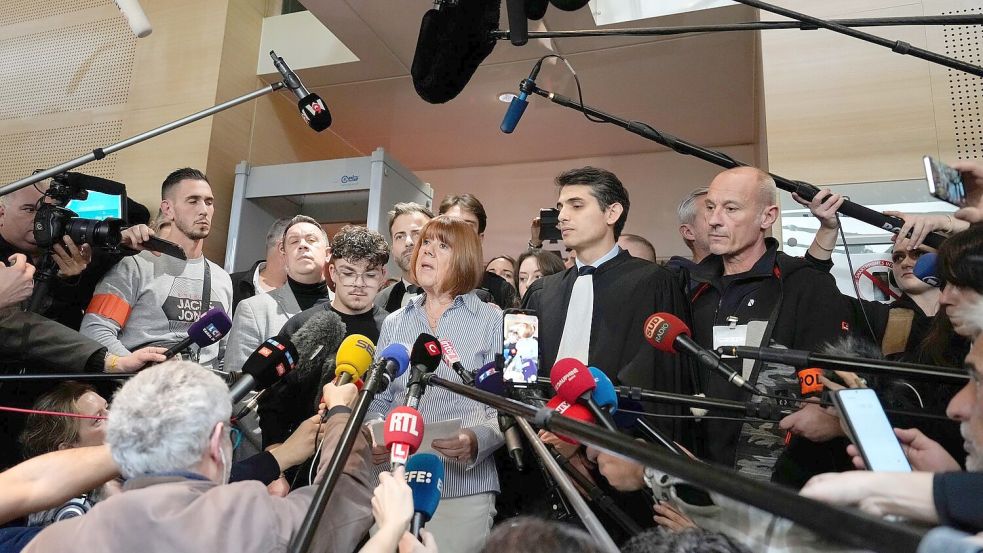 Pelicot konnte zunächst nicht fassen, was ihr Mann ihr angetan hatte. (Archivbild) Foto: Lewis Joly/AP/dpa