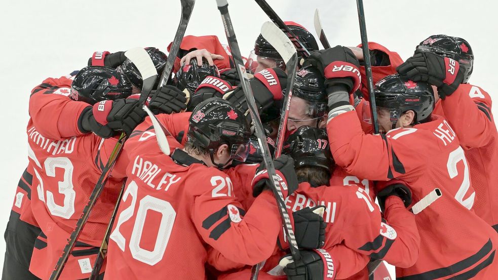 Top-Favorit Kanada rettete sich mit einem Sieg in der Overtime ins Halbfinale, Foto: Peter Kneffel