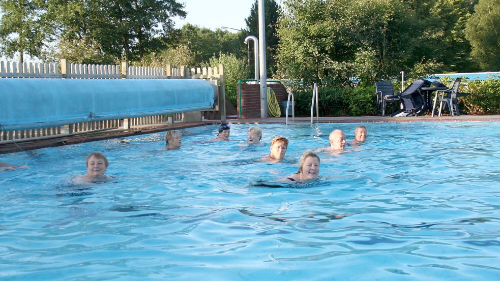 Viele Fehntjer erinnern sich wehmütig an das Freibad Langholter Meer. Foto: Archiv