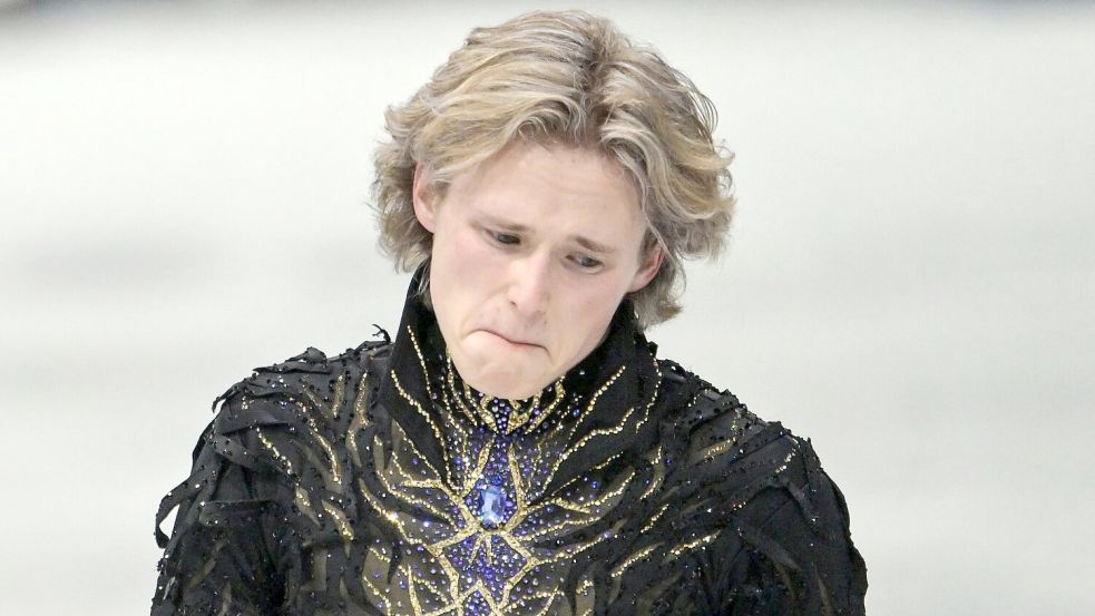 Bitter enttäuscht: Das Eiskunstlauf-Wunderkind Ilia Malinin patzte mehrfach in der Kür. (Archivbild) Foto: Peter Kneffel
