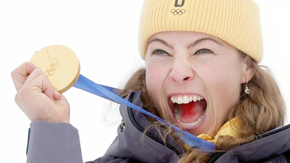 Großer Jubel mit der Goldmedaille: Daniela Maier. Foto: Oliver Weiken