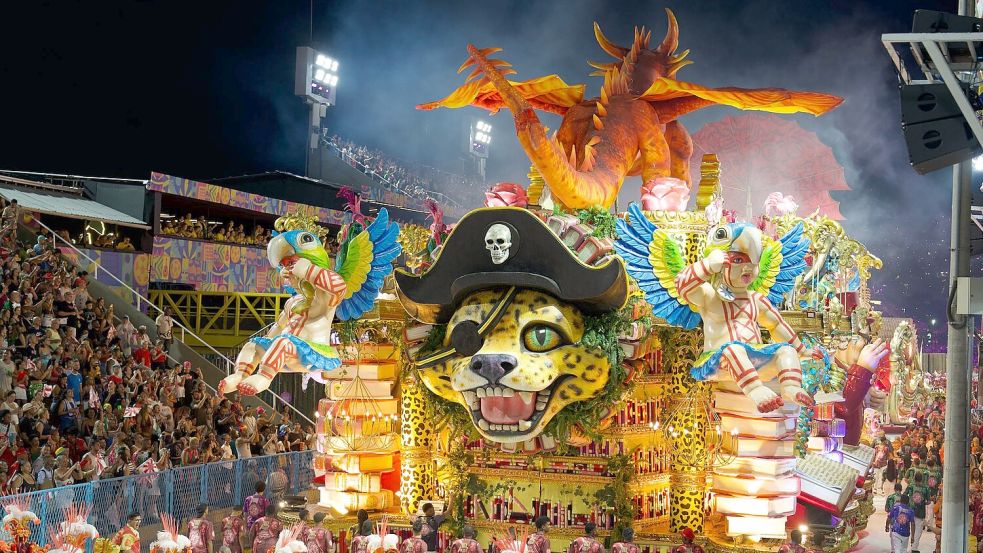 Mit der „Parade der Champions“ endet der Karneval in Rio de Janeiro. Foto: Zhou Yongsui/XinHua/dpa