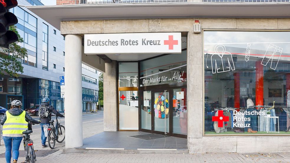 Macht guten Umsatz trotz schwieriger Rahmenbedignungen: der Secondhand-Laden „Markt für Alle“ des DRK-Kreisverbandes Osnabrück-Stadt am Konrad-Adenauer-Ring 20. Foto: André Havergo