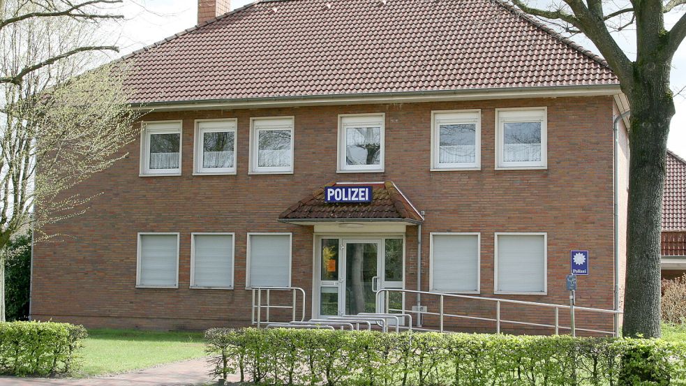 Die Polizeidienststelle in Barßel. Foto: Hans Passmann/Archiv