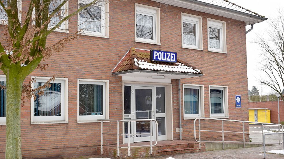 Die Polizeistation in Barßel. Die Polizei sucht mit Hochdruck nach den beiden in Barßel verschwundenen Kindern. Archivfoto: Astrid Fertig