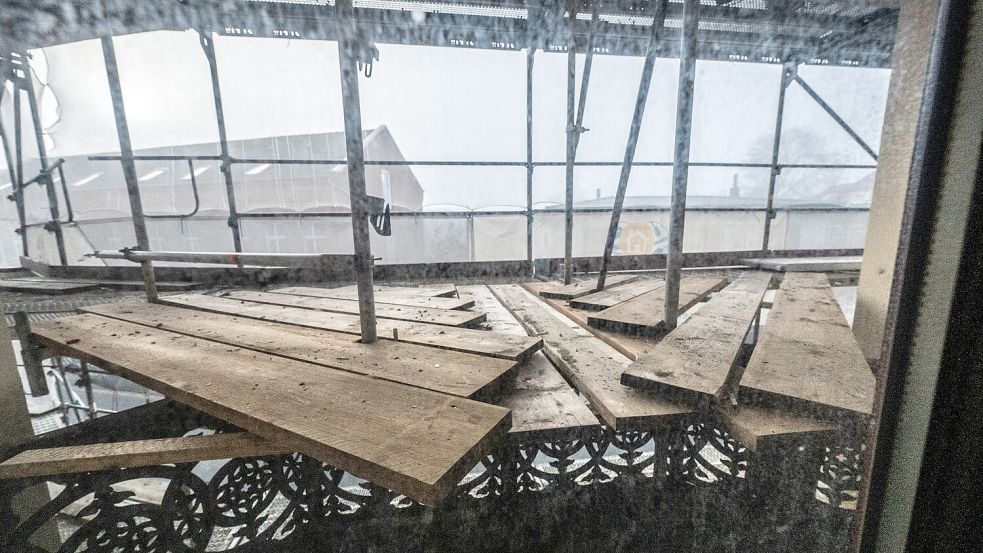 Die Sanierungsarbeiten sollen in wenigen Wochen abgeschlossen werden. Foto: Klaus Ortgies