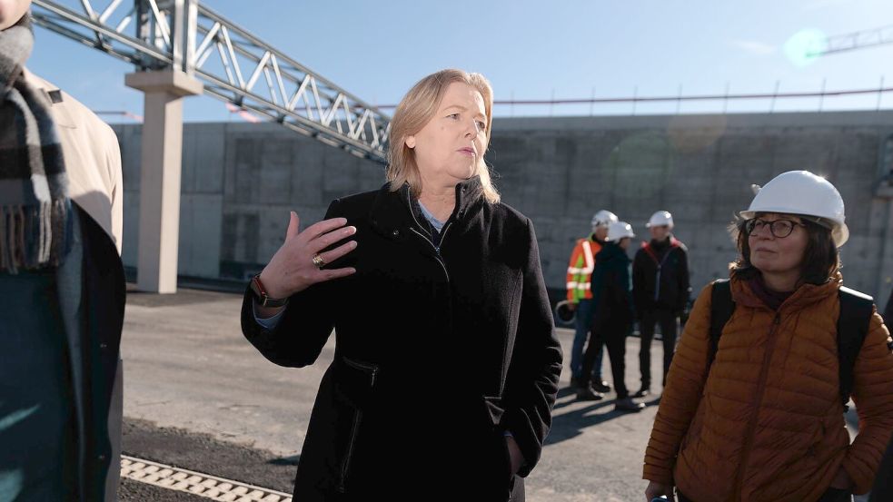 Arbeitsministerin Bärbel Bas lobt die Verabschiedung des Gesetzes. Foto: Carsten Koall/dpa