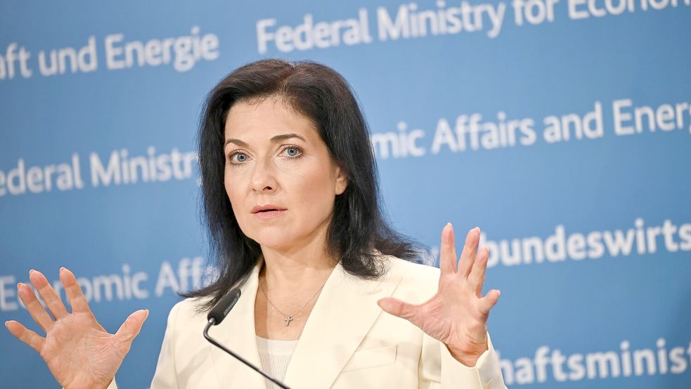 Ministerin Reiche will Kosten senken. Foto: Katharina Kausche/dpa