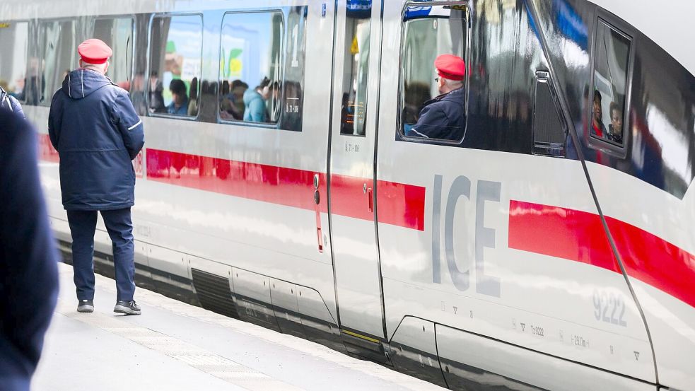 Die Bahn hat mit der Lokführergewerkschaft GDL einen Tarifkompromiss verhandelt. (Archivbild) Foto: Julian Stratenschulte