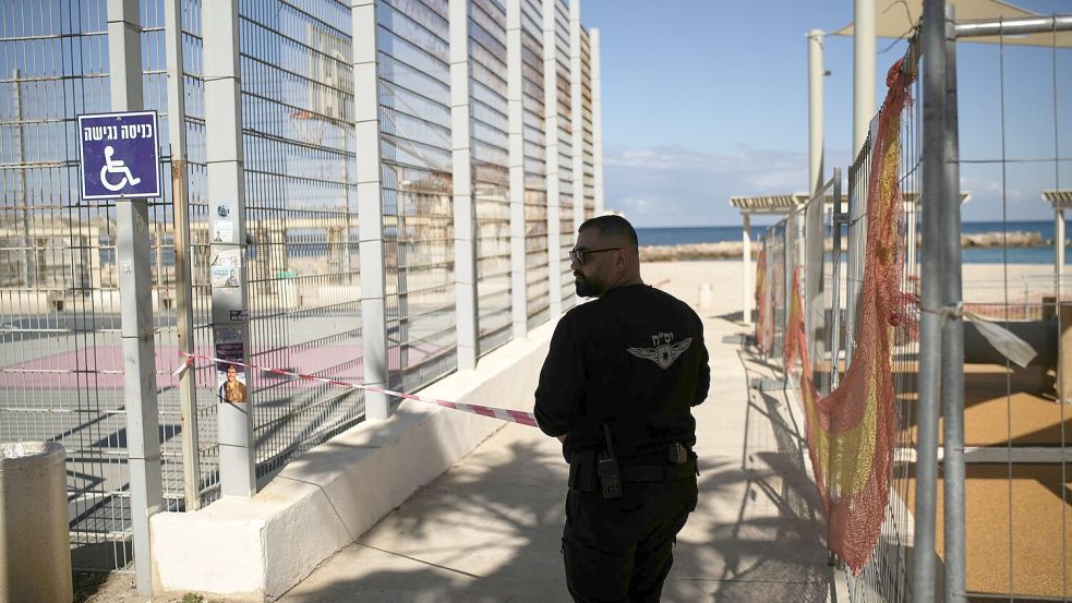 Raketenalarm in Israel. Foto: Leo Correa/AP/dpa