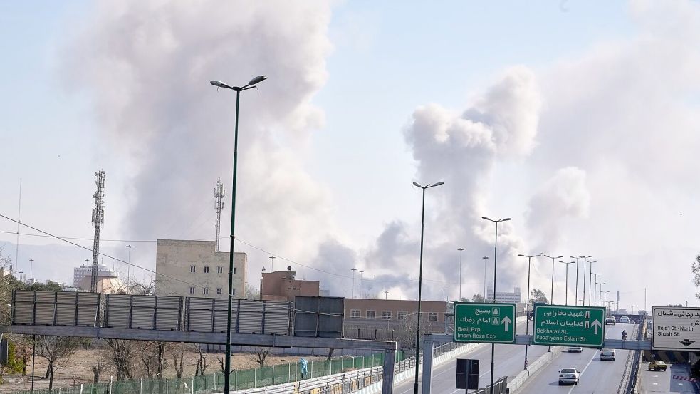 Die USA und Israel haben ihre Angriffe auf Teheran fortgesetzt. Foto: Vahid Salemi/AP/dpa