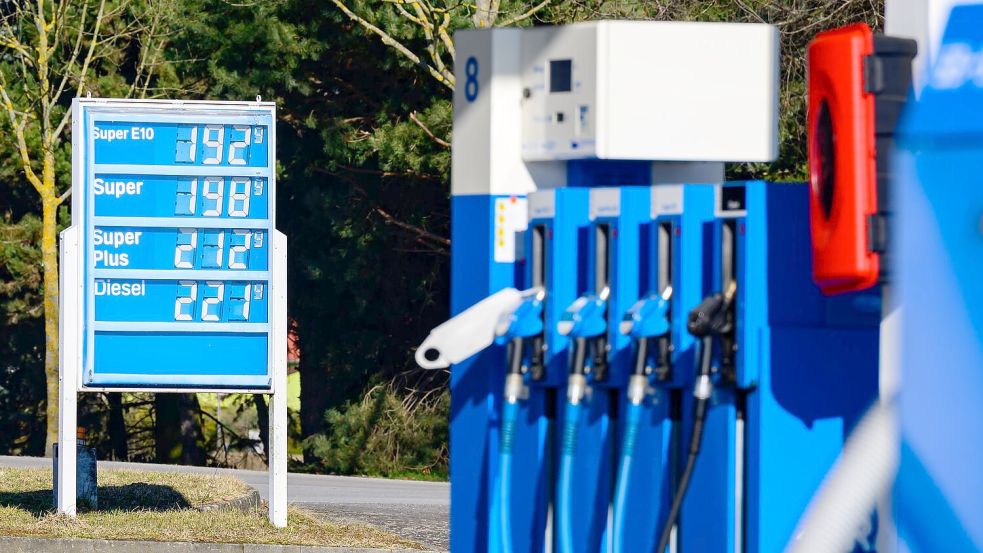 Nach dem Beginn des Iran-Kriegs sind in Deutschland die Spritpreise in die Höhe geschossen. (Symbolbild) Foto: Patrick Pleul