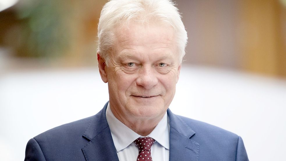 Minister Rainer: „Gut, dass Veggie-Schnitzel-Verbot vom Tisch ist.“ (Archivbild) Foto: Sebastian Gollnow